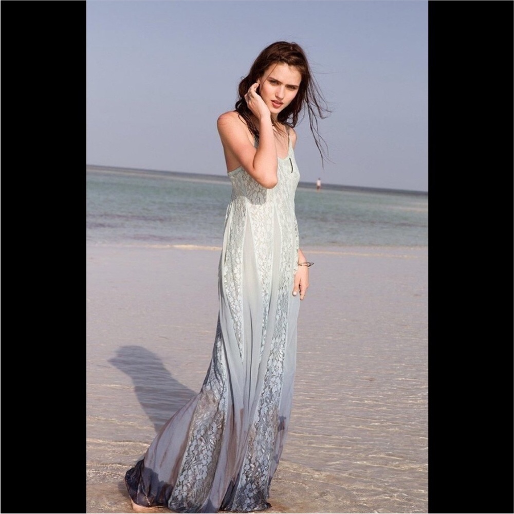 Urban Outfitters Kimchi Blue Beyond the Sea Lace Inset Maxi Dress 4